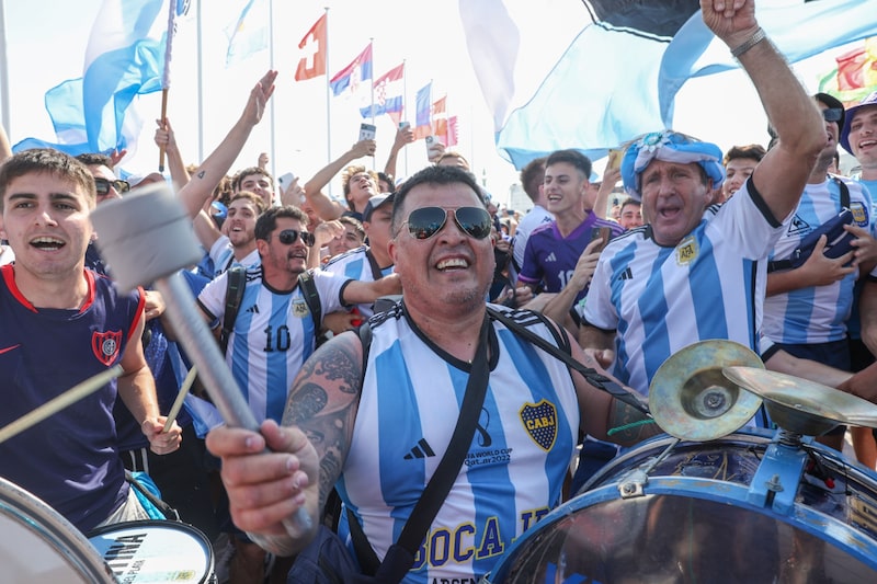 Imagen de archivo. Los latinos de origen argentino lideran la intención de visitar un estadio donde jugará su selección en la Copa del Mundo. Imagen de archivo. Los latinos de origen argentino lideran la intención de visitar un estadio donde jugará su selección en la Copa del Mundo.