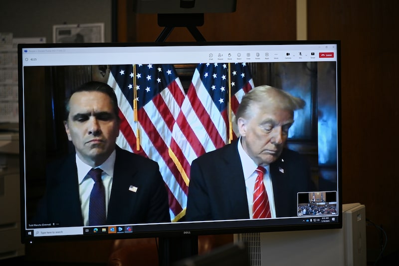 Donald Trump no recibe pena de cárcel ni multa tras sentencia en Nueva York Donald Trump no recibe pena de cárcel ni multa tras sentencia en Nueva York