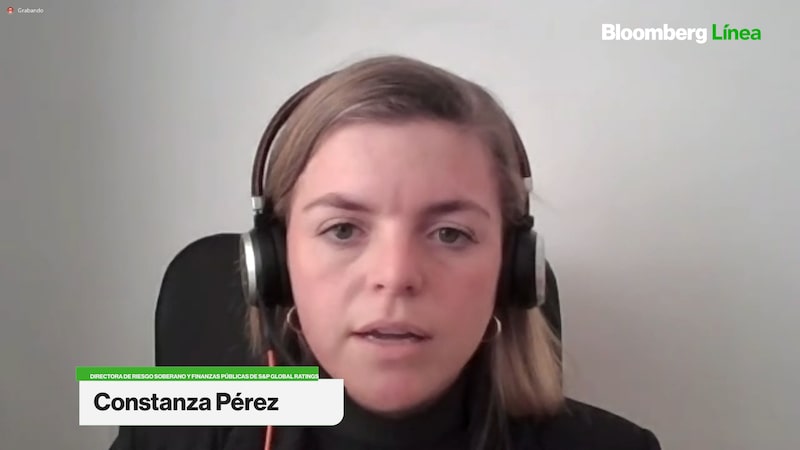 Constanza Pérez Aquino, directora de riesgo Soberano y Finanzas públicas de S&P Global Ratings, destacó que para Perú es importante crecer de 4% a más por la vulnerabilidad de la población a raíz de los bajos ingresos per cápita. Constanza Pérez Aquino, directora de riesgo Soberano y Finanzas públicas de S&P Global Ratings, destacó que para Perú es importante crecer de 4% a más por la vulnerabilidad de la población a raíz de los bajos ingresos per cápita.