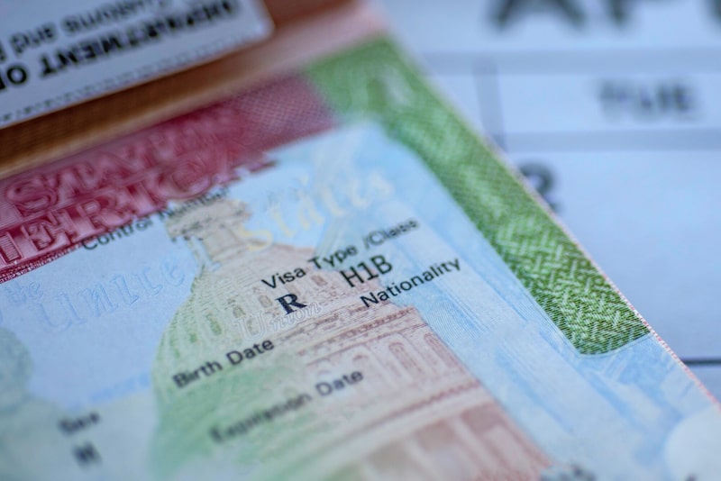Los visados H-1B. Los visados H-1B.