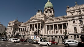 Fitch: La mejora crediticia de Argentina depende de su acumulación de reservas Fitch: La mejora crediticia de Argentina depende de su acumulación de reservas