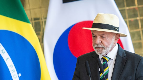 Vantagem de Lula sobre Flávio Bolsonaro diminui, aponta pesquisa Quaest Vantagem de Lula sobre Flávio Bolsonaro diminui, aponta pesquisa Quaest