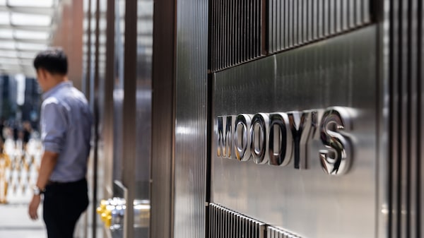 Após rebaixar EUA, Moody’s reduz classificação de BofA, JPMorgan Chase e Wells Fargo Após rebaixar EUA, Moody’s reduz classificação de BofA, JPMorgan Chase e Wells Fargo