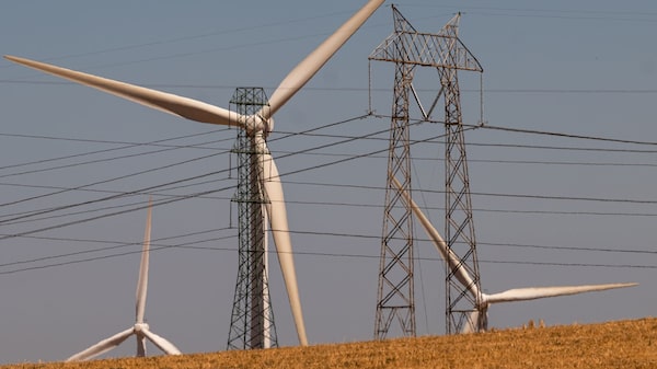 GIP, da BlackRock, se une à EQT para adquirir a empresa de energia AES, dizem fontes GIP, da BlackRock, se une à EQT para adquirir a empresa de energia AES, dizem fontes