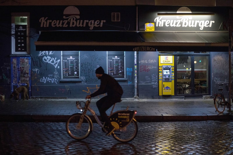 Calles de Berlín, Alemania. Calles de Berlín, Alemania.