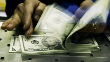 Las dos caras del peso fuerte: gana el inversionista, pierde el exportador colombiano Las dos caras del peso fuerte: gana el inversionista, pierde el exportador colombiano