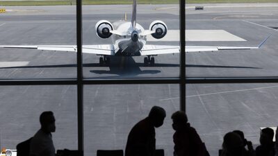 EE.UU. advierte a las aerolíneas sobre actividad militar en zonas de América Latina EE.UU. advierte a las aerolíneas sobre actividad militar en zonas de América Latina
