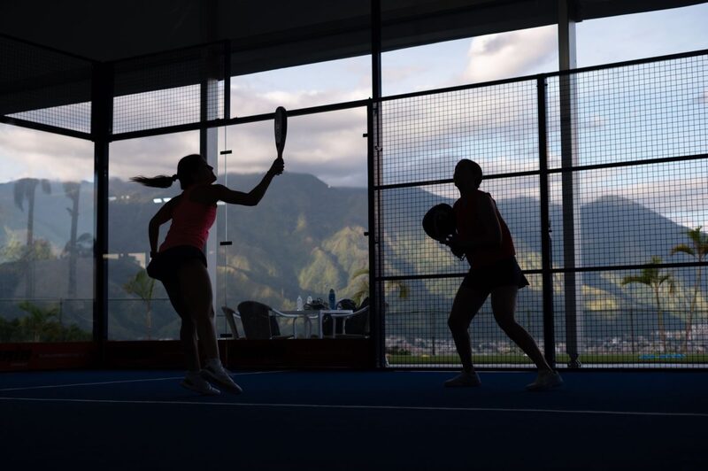 para proprietários de quadras e jogadores, o pádel não é apenas um esporte, mas também pode ser usado para networking e socialização para proprietários de quadras e jogadores, o pádel não é apenas um esporte, mas também pode ser usado para networking e socialização