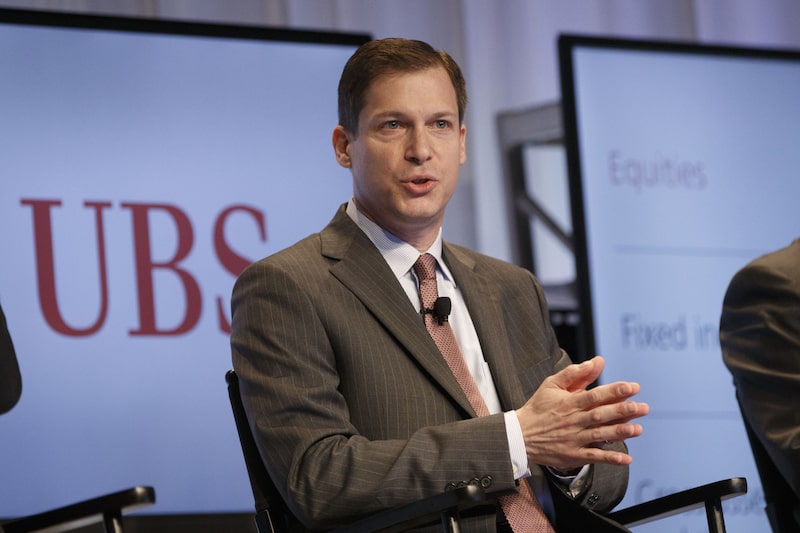 "No creo que si vemos una recesión, sea la típica caída de los mercados del 30%, que tarda un par de años en volver a la tendencia de la actividad económica", dijo Zirin. "No creo que si vemos una recesión, sea la típica caída de los mercados del 30%, que tarda un par de años en volver a la tendencia de la actividad económica", dijo Zirin.