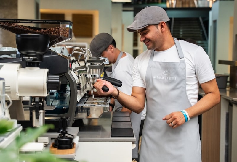 Baristas de Alquimia Coffee, en San Salvador, El Salvador. Baristas de Alquimia Coffee, en San Salvador, El Salvador.