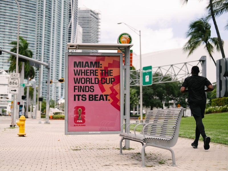 Miami registra alta em hotéis e aluguel de temporada com efeito Messi, enquanto outras sedes da Copa veem demanda fraca Miami registra alta em hotéis e aluguel de temporada com efeito Messi, enquanto outras sedes da Copa veem demanda fraca