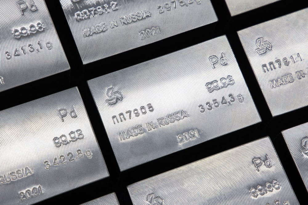 Lingotes de paladio en la planta de metales no ferrosos Prioksky en Kasimov, Rusia. Lingotes de paladio en la planta de metales no ferrosos Prioksky en Kasimov, Rusia.
