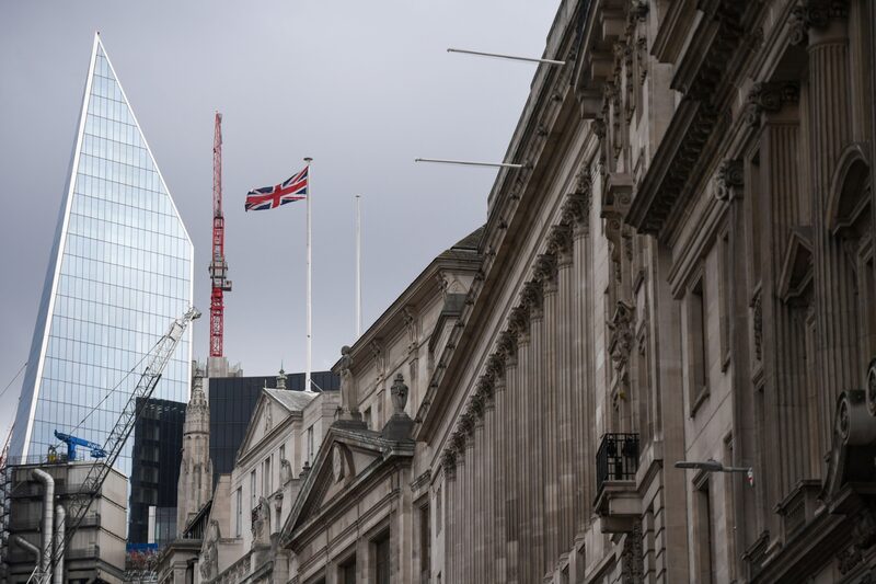 Banco russo recebeu sanções da União Europeia, Reino Unido e Estados Unidos Banco russo recebeu sanções da União Europeia, Reino Unido e Estados Unidos