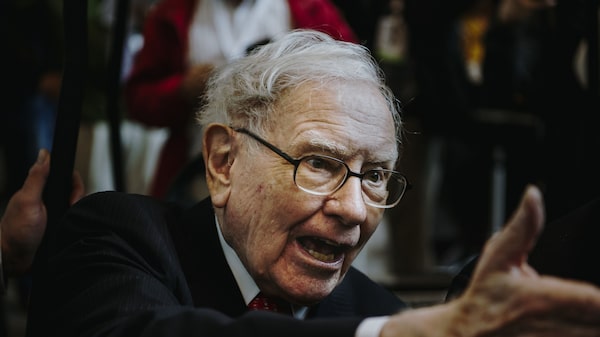 Cómo Buffett decidió un acuerdo de US$11.600 millones en una cena en Nueva York Cómo Buffett decidió un acuerdo de US$11.600 millones en una cena en Nueva York