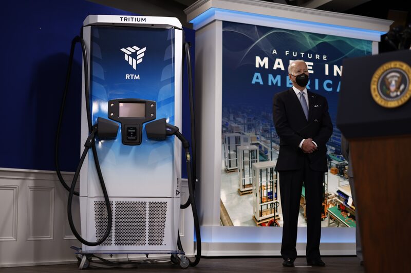 Biden da un mensaje sobre vehículos eléctricos Biden da un mensaje sobre vehículos eléctricos