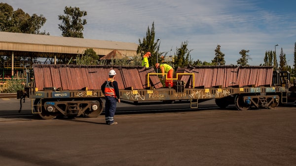 Economía de Chile se estanca en el segundo trimestre y complica los planes del presidente Kast Economía de Chile se estanca en el segundo trimestre y complica los planes del presidente Kast