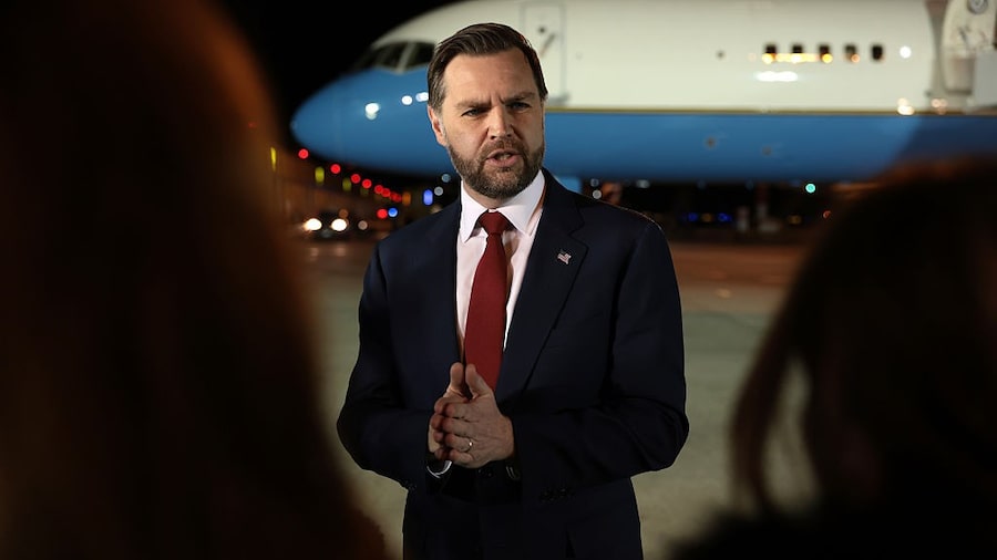 EE.UU. promete mantener las tropas en el Golfo Pérsico antes de las conversaciones con Irán EE.UU. promete mantener las tropas en el Golfo Pérsico antes de las conversaciones con Irán