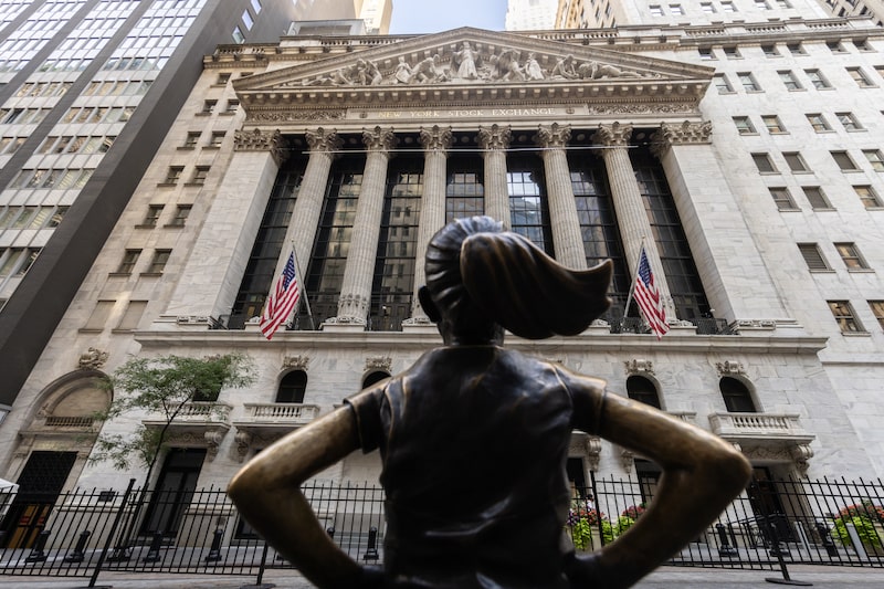 New York Stock Exchange (NYSE) New York Stock Exchange (NYSE)