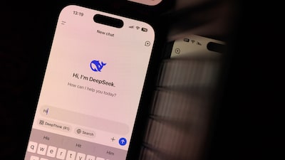 DeepSeek libera software con el que busca abaratar su IA: qué es DeepInfer y qué cambia para las empresas DeepSeek libera software con el que busca abaratar su IA: qué es DeepInfer y qué cambia para las empresas