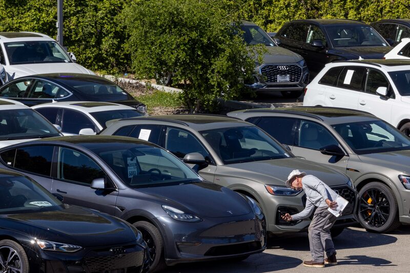 Los vehículos eléctricos usados están alcanzando la paridad de precios con modelos a gasolina, impulsando un cambio estructural en el mercado automotor de EE.UU. Los vehículos eléctricos usados están alcanzando la paridad de precios con modelos a gasolina, impulsando un cambio estructural en el mercado automotor de EE.UU.