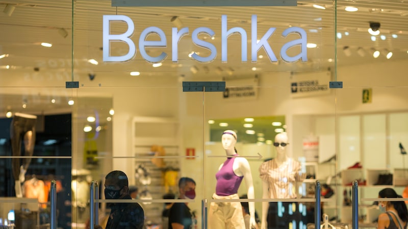 Inditex retoma expansão no Brasil com nova Zara em Porto Alegre e Bershka, em Brasília Inditex retoma expansão no Brasil com nova Zara em Porto Alegre e Bershka, em Brasília
