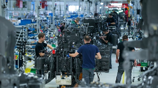 Alemania empieza el trimestre con mal pie: los pedidos de fábrica se hunden un 11,7% Alemania empieza el trimestre con mal pie: los pedidos de fábrica se hunden un 11,7%