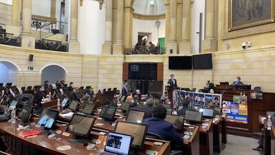 Calma en mercado de Colombia tras legislativas que dejan Congreso dividido Calma en mercado de Colombia tras legislativas que dejan Congreso dividido