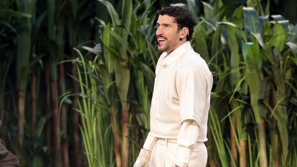 Este es el precio del reloj Audemars Piguet y el diamante que Bad Bunny usó en el Super Bowl 2026 Este es el precio del reloj Audemars Piguet y el diamante que Bad Bunny usó en el Super Bowl 2026