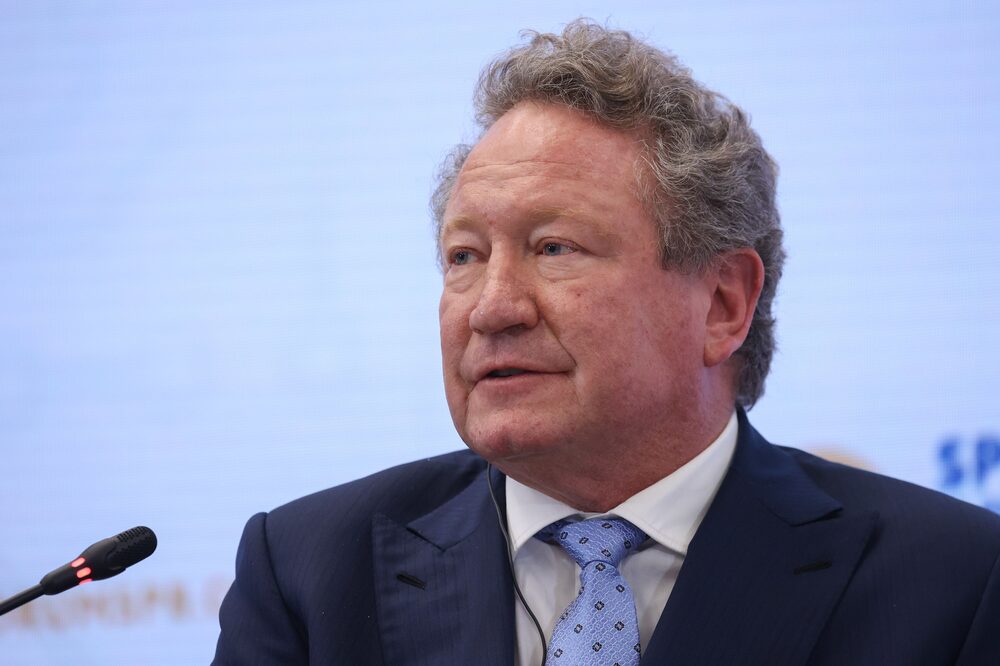 Andrew Forrest, multimillonario y presidente de Fortescue Metals Group Ltd., habla durante una sesión de panel en el tercer día del Foro Económico Internacional de San Petersburgo (SPIEF) en San Petersburgo, Rusia, el viernes 4 de junio de 2021. Fotógrafo: Andy Rudakov Andrew Forrest, multimillonario y presidente de Fortescue Metals Group Ltd., habla durante una sesión de panel en el tercer día del Foro Económico Internacional de San Petersburgo (SPIEF) en San Petersburgo, Rusia, el viernes 4 de junio de 2021. Fotógrafo: Andy Rudakov
