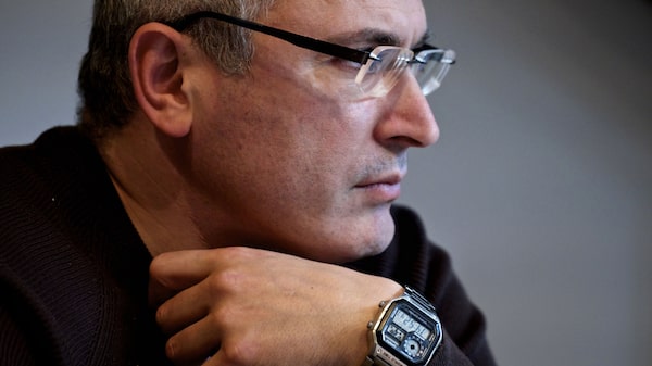 Ex-Oligarch Says Putin Sees War With the West Already Underway Ex-Oligarch Says Putin Sees War With the West Already Underway