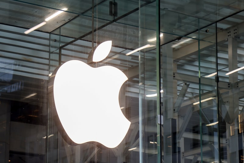 Apple Ahead Of Earnings Figures Apple Ahead Of Earnings Figures