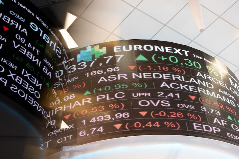 El índice Stoxx 600 europeo había superado a sus homólogos estadounidenses por un récord en dólares en el primer trimestre. Fotografía: Nathan Laine/Bloomberg. El índice Stoxx 600 europeo había superado a sus homólogos estadounidenses por un récord en dólares en el primer trimestre. Fotografía: Nathan Laine/Bloomberg.
