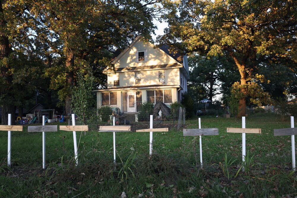 Se celebra una vigilia por el niño musulmán asesinado en Illinois, el sospechoso está acusado de delito de odio Se celebra una vigilia por el niño musulmán asesinado en Illinois, el sospechoso está acusado de delito de odio