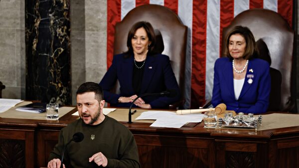 Zelenskiy insiste en el Congreso en que la ayuda de EE.UU. a Ucrania no es “caridad” Zelenskiy insiste en el Congreso en que la ayuda de EE.UU. a Ucrania no es “caridad”