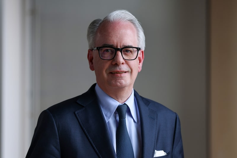 Ulrich Koerner, CEO do Credit Suisse: combinação das duas holdings dos bancos significa que o cargo se tornará obsoleto Ulrich Koerner, CEO do Credit Suisse: combinação das duas holdings dos bancos significa que o cargo se tornará obsoleto