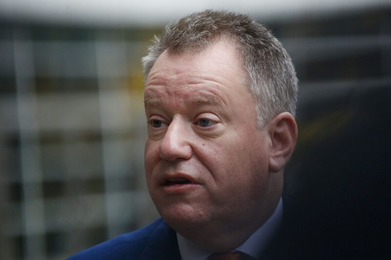 David Frost, ministro del Brexit del Reino Unido, habla con medios de comunicación en el edificio Berlaymont en Bruselas, Bélgica, en noviembre. David Frost, ministro del Brexit del Reino Unido, habla con medios de comunicación en el edificio Berlaymont en Bruselas, Bélgica, en noviembre.
