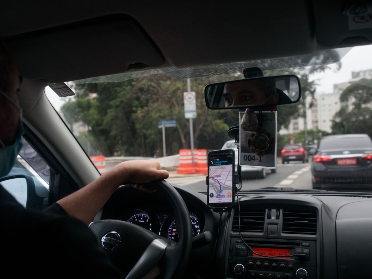 Empleo formal en México crece con Uber y DiDi en 2026