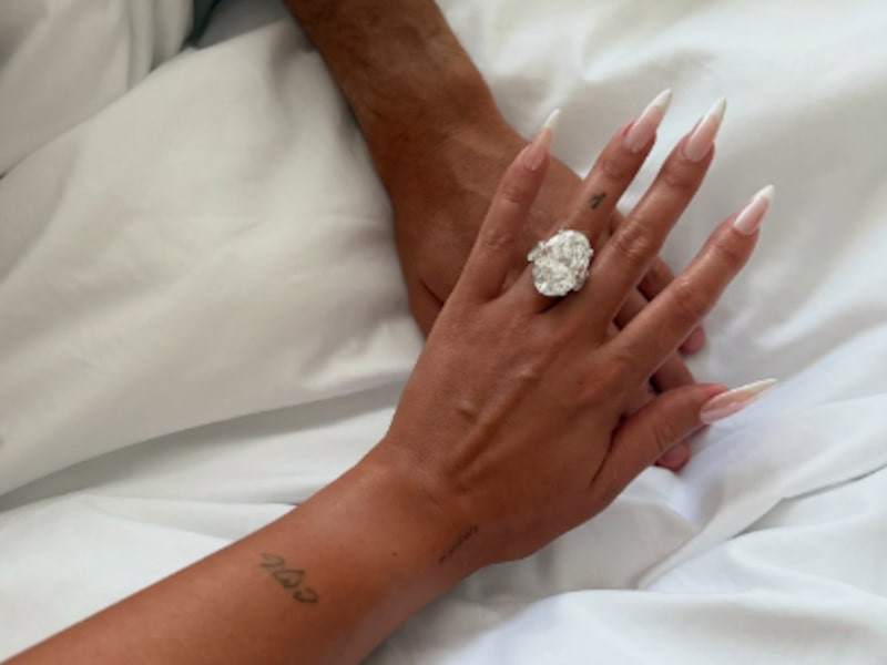 El anillo de compromiso de Cristiano Ronaldo y Georgina Rodríguez El anillo de compromiso de Cristiano Ronaldo y Georgina Rodríguez