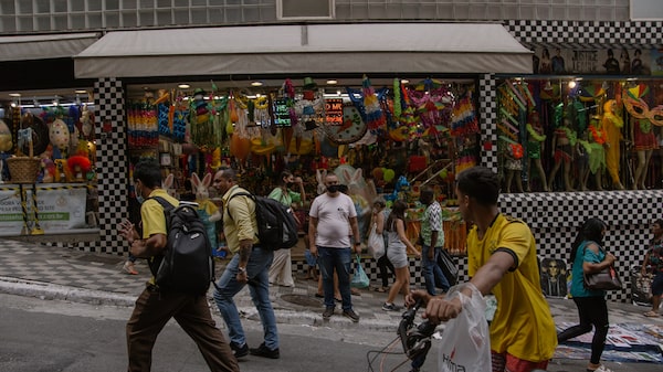 Inflación de Brasil sube a 4,47% y supera todas las previsiones antes de las elecciones Inflación de Brasil sube a 4,47% y supera todas las previsiones antes de las elecciones