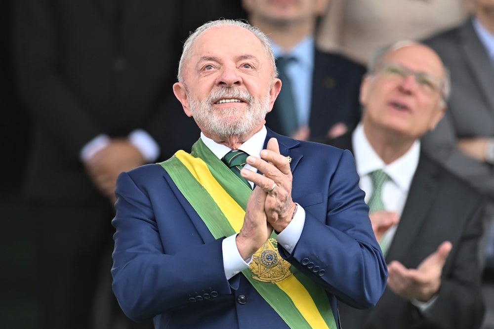 Luiz Inácio Lula da Silva durante un desfile del Día de la Independencia en Brasilia. Fotógrafo: Ton Molina/Bloomberg
Luiz Inácio Lula da Silva durante un desfile del Día de la Independencia en Brasilia. Fotógrafo: Ton Molina/Bloomberg
