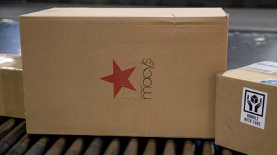 Macy’s adia balanço após descobrir que funcionário ocultou até US$ 154 mi em gastos Macy’s adia balanço após descobrir que funcionário ocultou até US$ 154 mi em gastos
