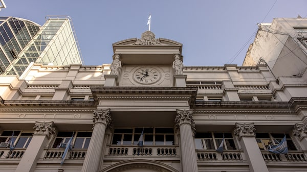 BCRA emitió por US$270.000 millones en los últimos 20 años para asistir al Tesoro BCRA emitió por US$270.000 millones en los últimos 20 años para asistir al Tesoro