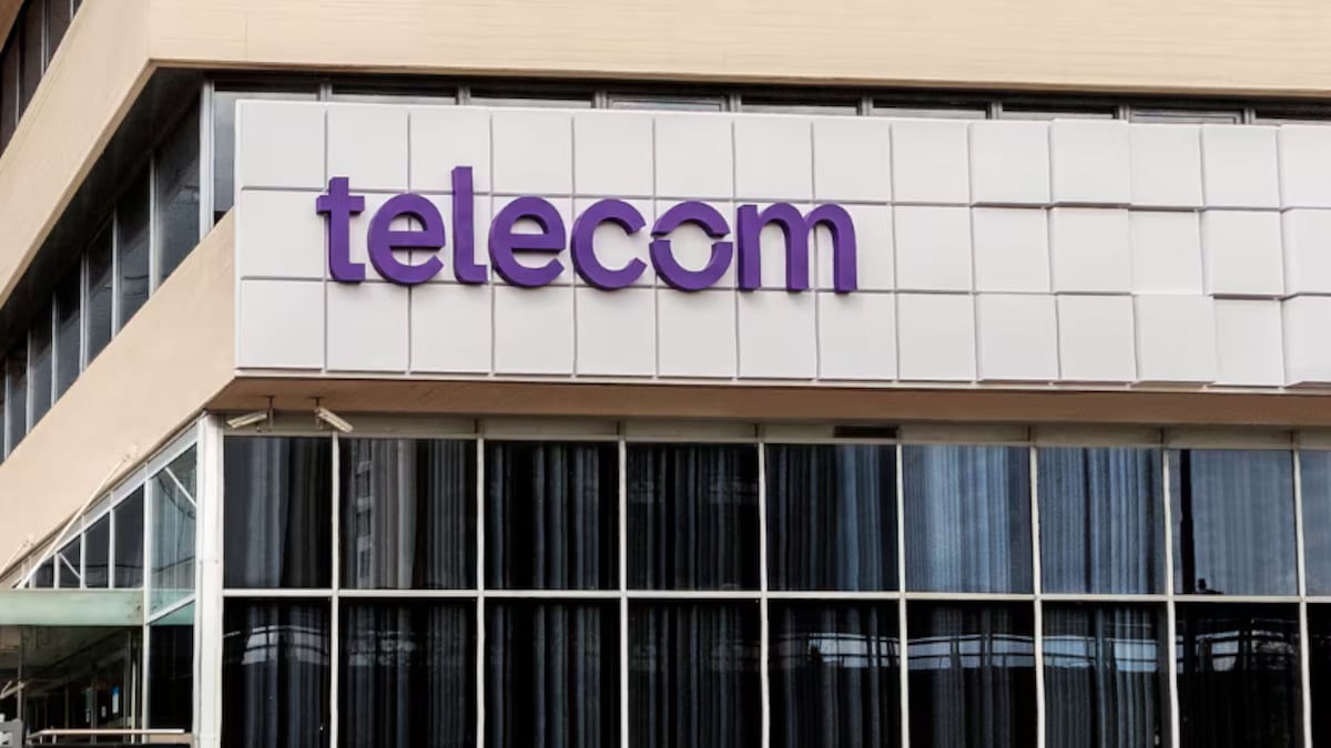 Telecom Argentina revierte pérdidas tras compra de Telefónica y enfrenta ahora la desinversión