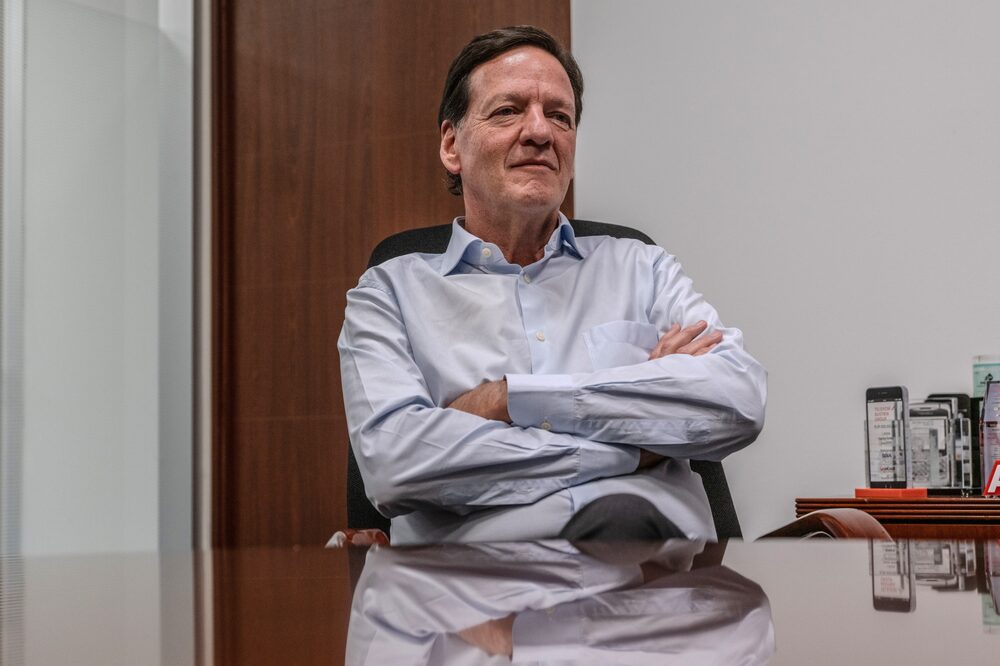 Carlos García Moreno, director financiero de América Móvil. Carlos García Moreno, director financiero de América Móvil.