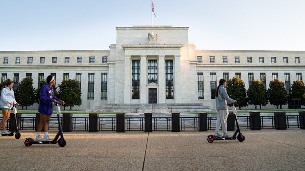 La métrica de inflación preferida de la Fed se enfría mientras el gasto se recupera La métrica de inflación preferida de la Fed se enfría mientras el gasto se recupera