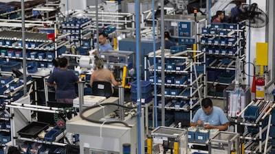 Altas tasas frenan la economía de Brasil y refuerzan apuestas por un giro monetario Altas tasas frenan la economía de Brasil y refuerzan apuestas por un giro monetario