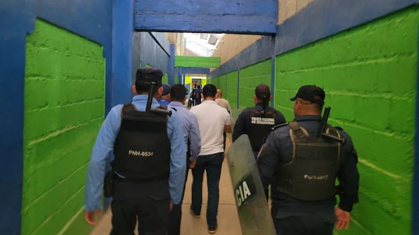 Honduras registra nuevo tiroteo en cárcel un día después de anunciar desarme total Honduras registra nuevo tiroteo en cárcel un día después de anunciar desarme total