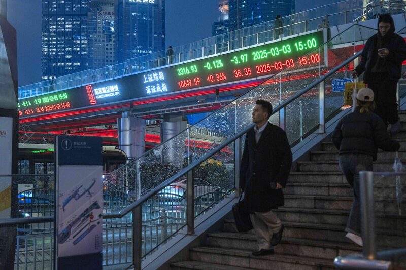 "Se os EUA insistirem em seu próprio caminho, a China lutará até o fim", disse o Ministério do Comércio da China, em comunicado "Se os EUA insistirem em seu próprio caminho, a China lutará até o fim", disse o Ministério do Comércio da China, em comunicado