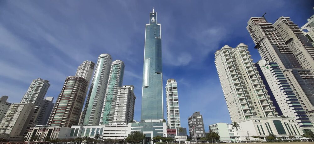 Edifício One Tower, da FG Empreendimentos Edifício One Tower, da FG Empreendimentos