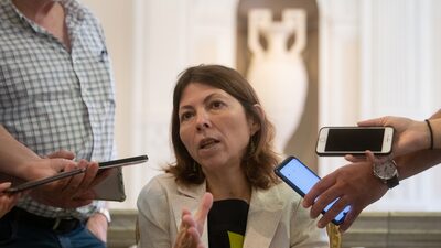 Quem é Silvina Batakis, nova ministra da Economia da Argentina Quem é Silvina Batakis, nova ministra da Economia da Argentina